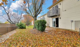 9343 Mackenzie Circle Dr, Affton, MO 63123