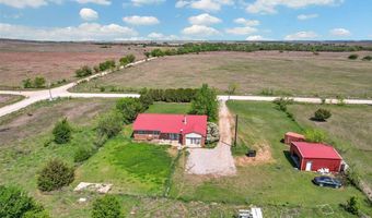1947 NW Cherry Rd, Apache, OK 73006