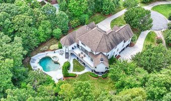 2207 Trapper Ct, Charlotte, NC 28270