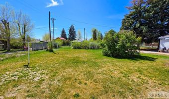 310 Louise Dr, Arco, ID 83213