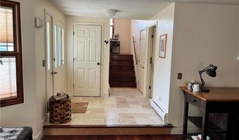 27 Venturi Grn B, North Providence, RI 02904