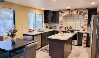 4632 Country Hills Dr, Antioch, CA 94531