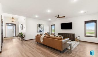 1528 W Autumn Cir, Brandon, SD 57005