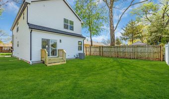 512 Seaman Ave, Beachwood, NJ 08722