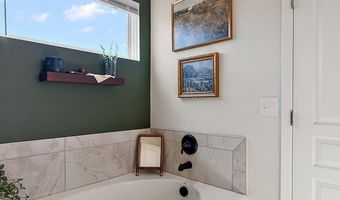 704 Groveland Cir, Ann Arbor, MI 48108