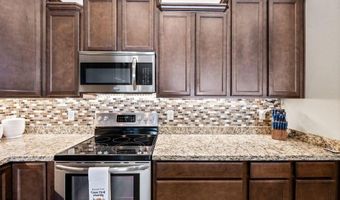 86 E MOON Vis, Apache Junction, AZ 85119