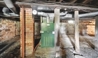 36 CHESTER St, Chester, NH 03036