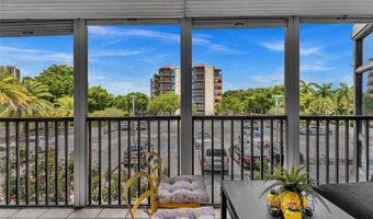 3375 N Country Club Dr 208, Aventura, FL 33180