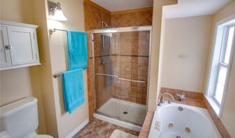 6302 Wenzel Rd, Alton, IL 62002