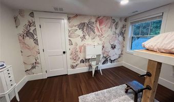 54 Isabelle Dr, Narragansett, RI 02882