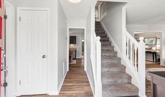 225 Royal Colony Ct, Alpharetta, GA 30022