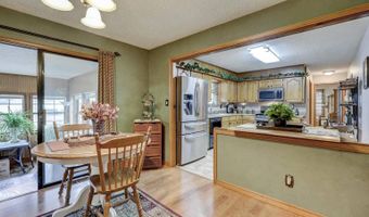 3050 Gaineswood Ave, Baxter Springs, KS 66713