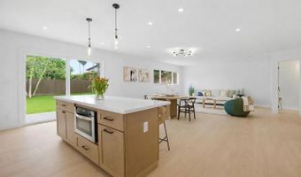 2610 Chestnut Ave, Carlsbad, CA 92010