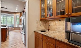 2004 Battlewood Rd, Apex, NC 27523