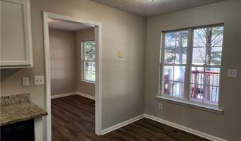 70 Aberdeen Pl, Acworth, GA 30101