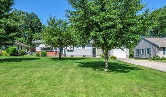 154 Walnut Dr, Amherst, OH 44001
