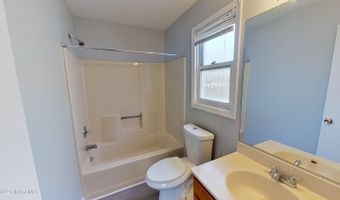 26 Sand St B, Albany, NY 12209