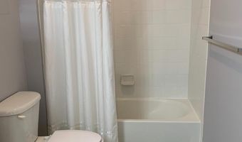 24701 BYRNE MEADOW Sq 200, Aldie, VA 20105