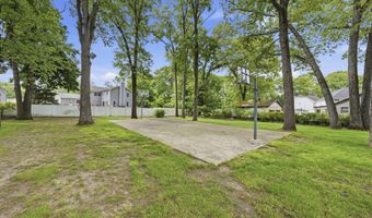 234 Lloyd Rd, Aberdeen, NJ 07747