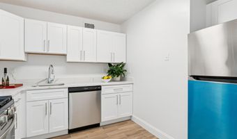 5225 POOKS HILL Rd 621N, Bethesda, MD 20814