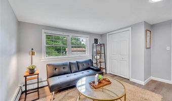 38 Anthony Dr, Cumberland, RI 02864