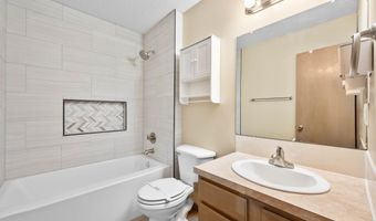1817 N Buckthorn Ct, Andover, KS 67002
