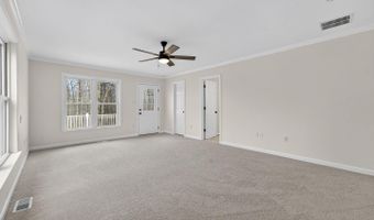 584 S POES Rd, Amissville, VA 20106