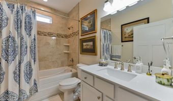 9 Bajala Dr E, Beaufort, SC 29907