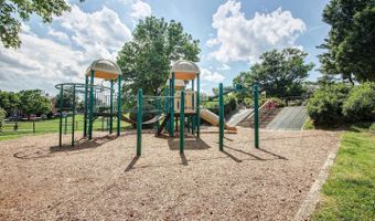 2181 JAMIESON Ave 1708, Alexandria, VA 22314