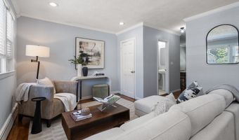 136 A Belgrade Ave, Boston, MA 02131