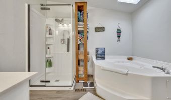 521 Okoboji Grove Rd #20, Arnolds Park, IA 51331