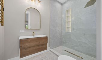 1801 N Clarence Ave, Arlington Heights, IL 60004