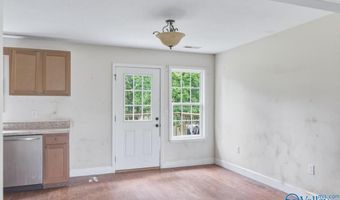 240 Riddle Rd, Albertville, AL 35950