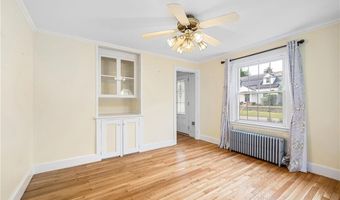 50 Piedmont St, Cranston, RI 02910