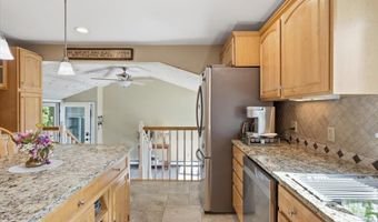 2047 North Ave, Burlington, VT 05408