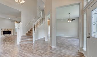 5025 Lake Vista Dr, The Colony, TX 75056