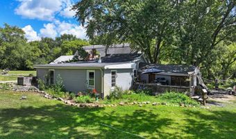 1101 N Deep Lake Rd, Antioch, IL 60002