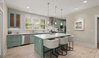 17 Hayek St, Beaufort, SC 29907