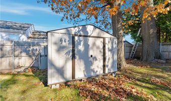 16 N Rose St, East Providence, RI 02914