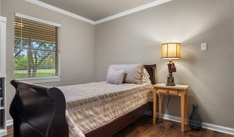 590 DOWNS Ln, Alexandria, LA 71303