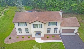 33 Huntsville Rd, Andover, NJ 07860