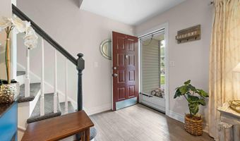 111 E Lincoln Ave, Atlantic Highlands, NJ 07716