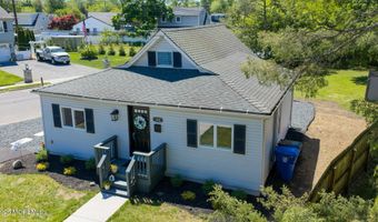 310 East Rd, Belford, NJ 07718