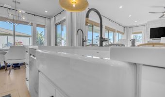 3690 E CANYON Way, Chandler, AZ 85249