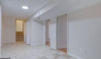 8524 CANTERBURY Dr, Annandale, VA 22003