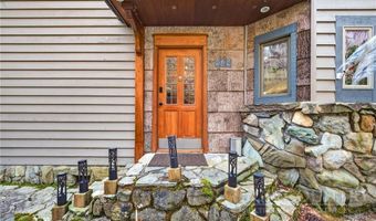 243 Ironwood Dr, Banner Elk, NC 28604