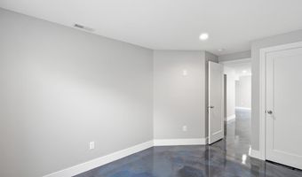 2634 3rd Ave SW, Altoona, IA 50009