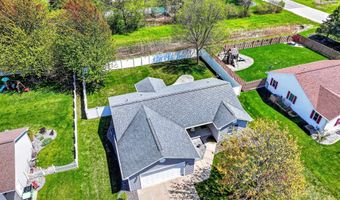 N9168 Cherry Meadow Dr, Appleton, WI 54915