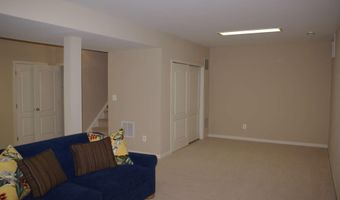 43628 DUNHILL CUP Sq, Ashburn, VA 20147
