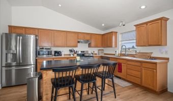13710 W 12 Ave, Airway Heights, WA 99001